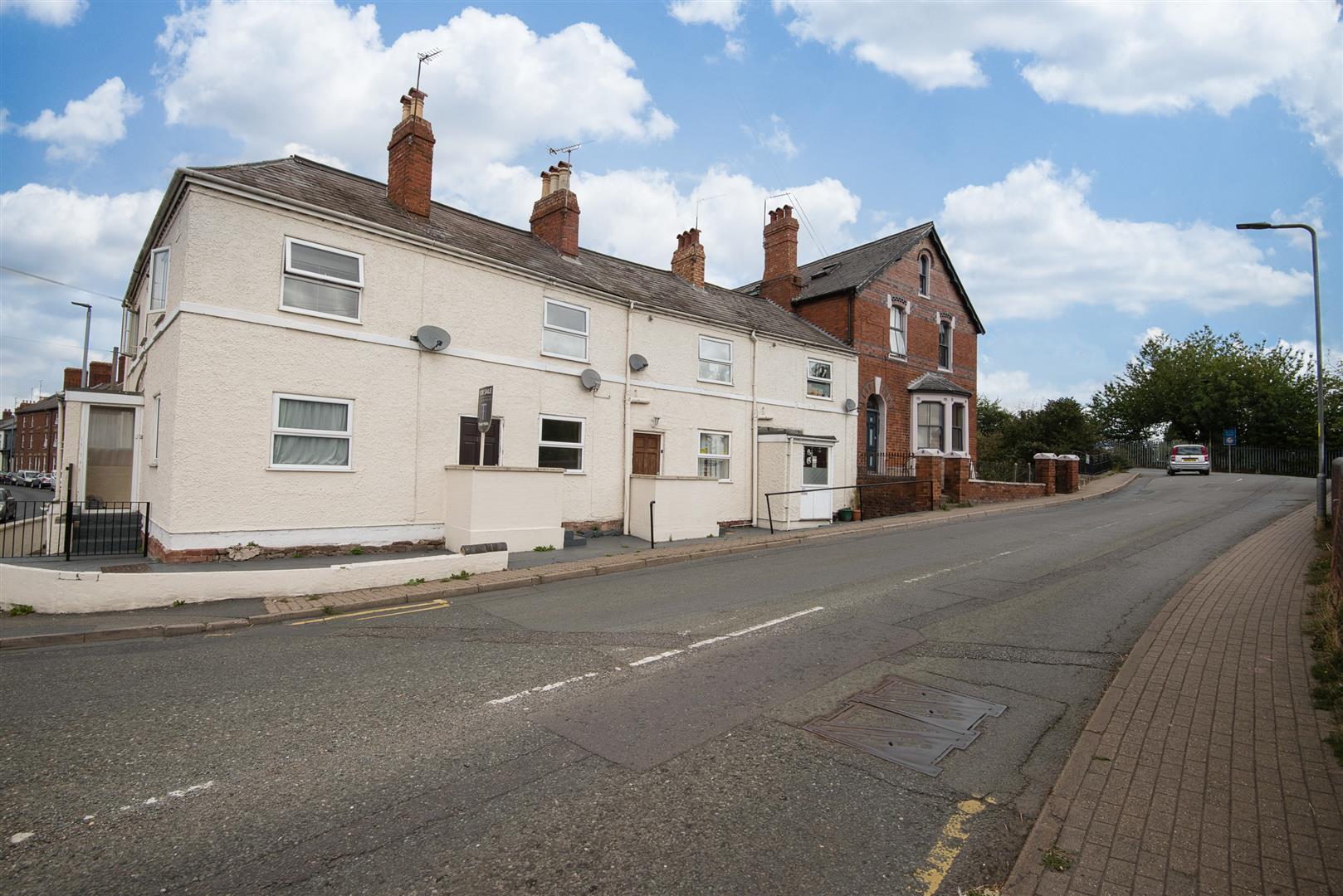 WIDEMARSH STREET, HEREFORD Trivett Hicks